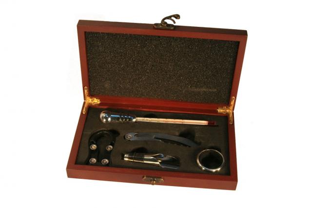 SET 5 ACCESORII VIN 3636